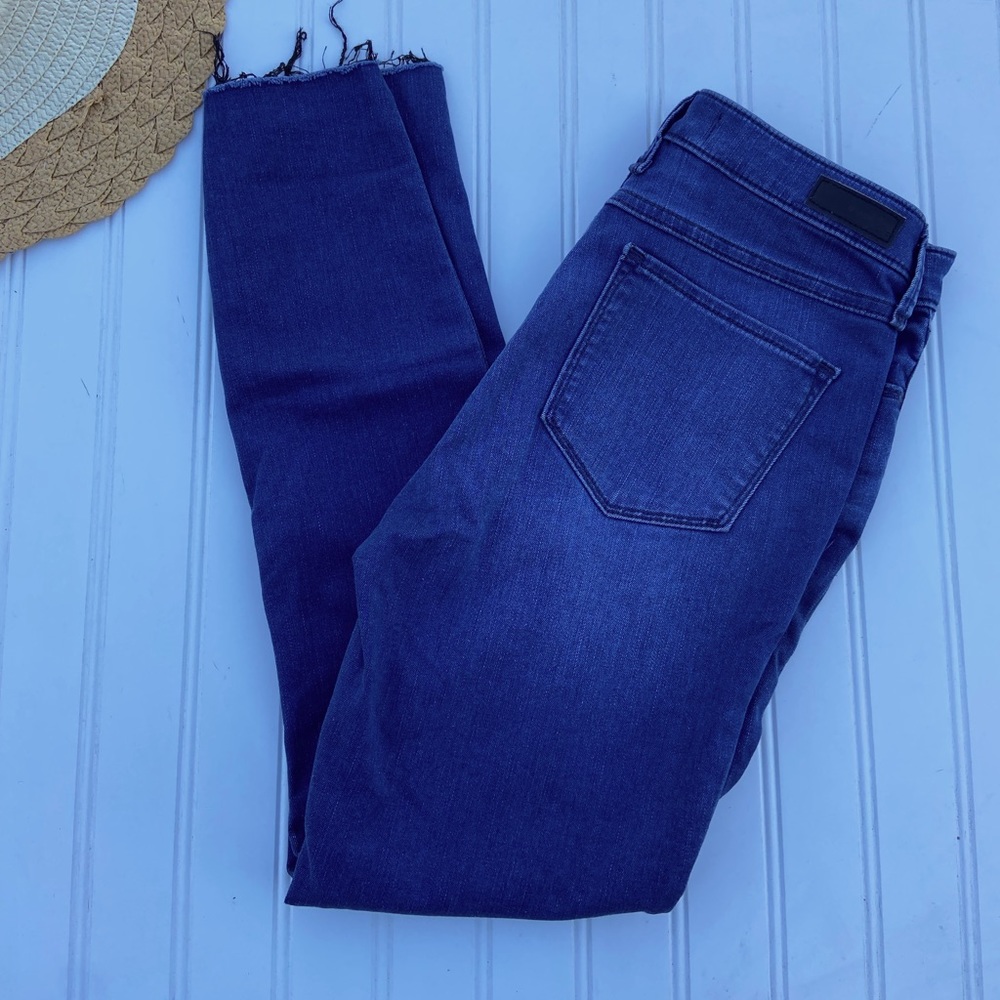 Abercrombie & Fitch Signature Collection Dark Wash Skinny Jeans 25x26